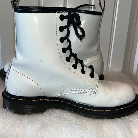WHITE glossy patent leather chunky Dr Doc Martens grunge goth punk boots size 8