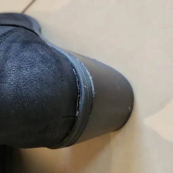 White Mountain Dorian Black Combat Boots. Sz 9