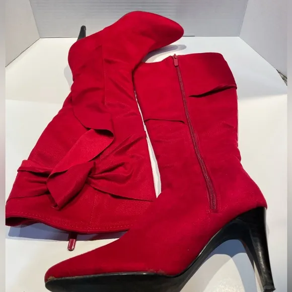 Women Red Boots