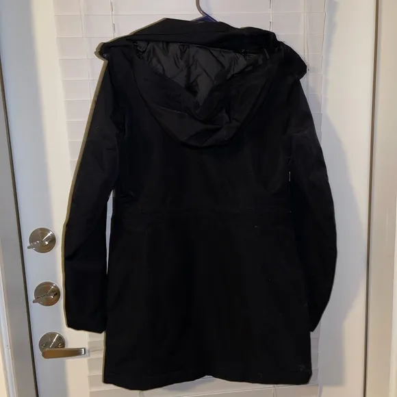 Womens size small The North Face Like-New Coat/parka Long