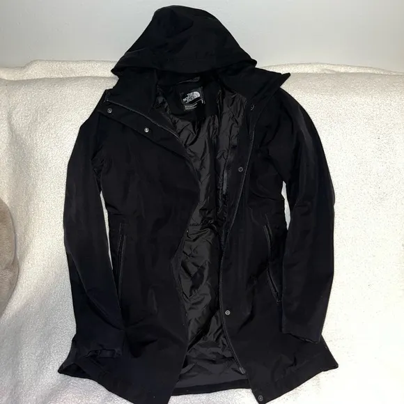 Womens size small The North Face Like-New Coat/parka Long