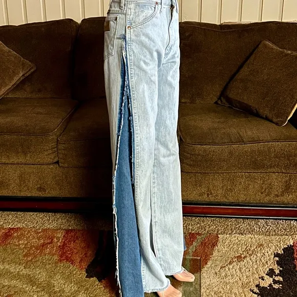 Wrangler • 1990’s • Women • Size 30 x 34 • Denim • Blue 2 Tone Bell Bottom Jeans