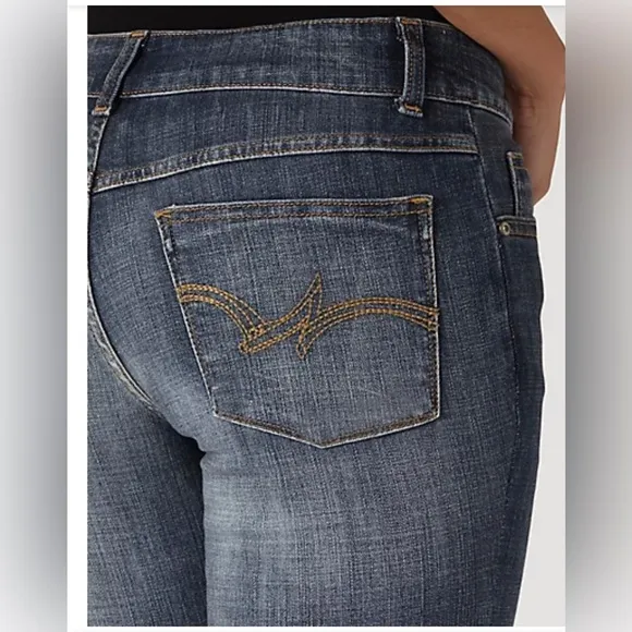 Wrangler AH WASH WOMEN'S BOOTCUT jeans size 7x36 brand new
