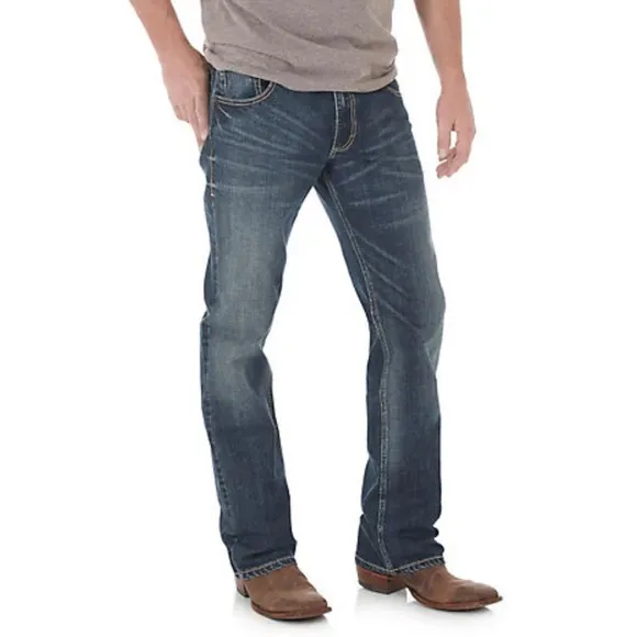 Wrangler Retro Slim Boot, 10WLT77LY, Size 34x32, NWT