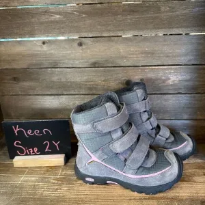 Youth KEEN Trezzo II Gray Waterproof Insulated Winter Snow Boots Size‎ 2 Y GUC