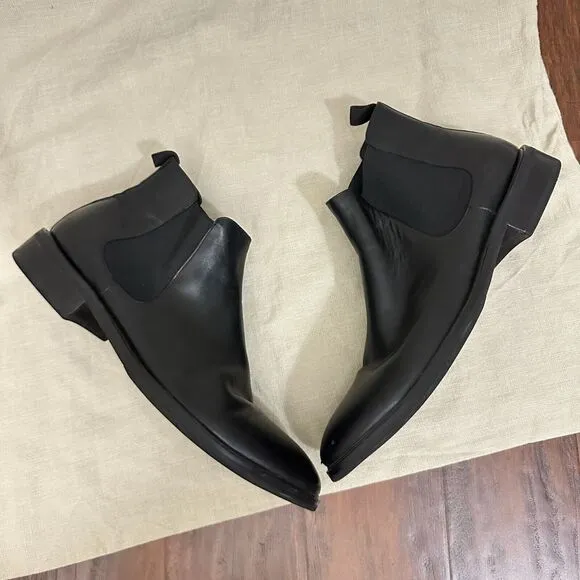 ZANZARA Chelsea Boots Black Leather Pull On Stretch Ankle Booties