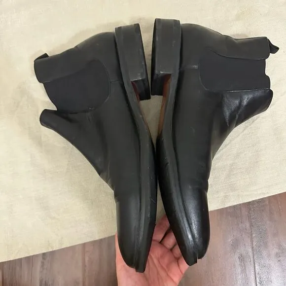 ZANZARA Chelsea Boots Black Leather Pull On Stretch Ankle Booties