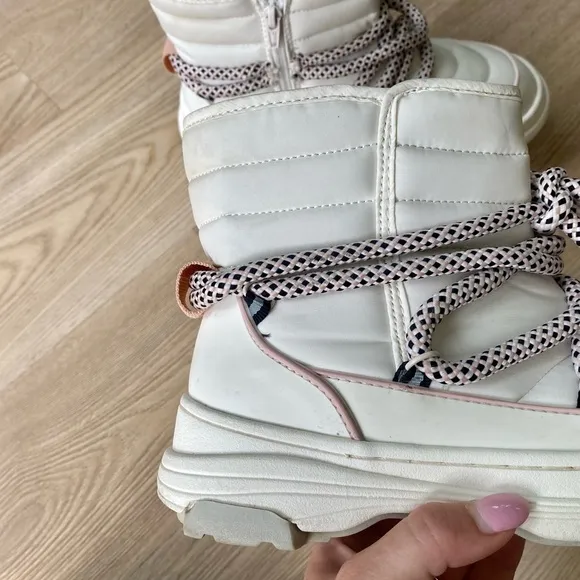 ZARA Off White &amp; Pink Chunky Puffer Winter Boots | Insulated | Women’s Size 5