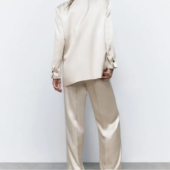 ZARA Oversized Satin Effect Blazer  Cream Size XS S M